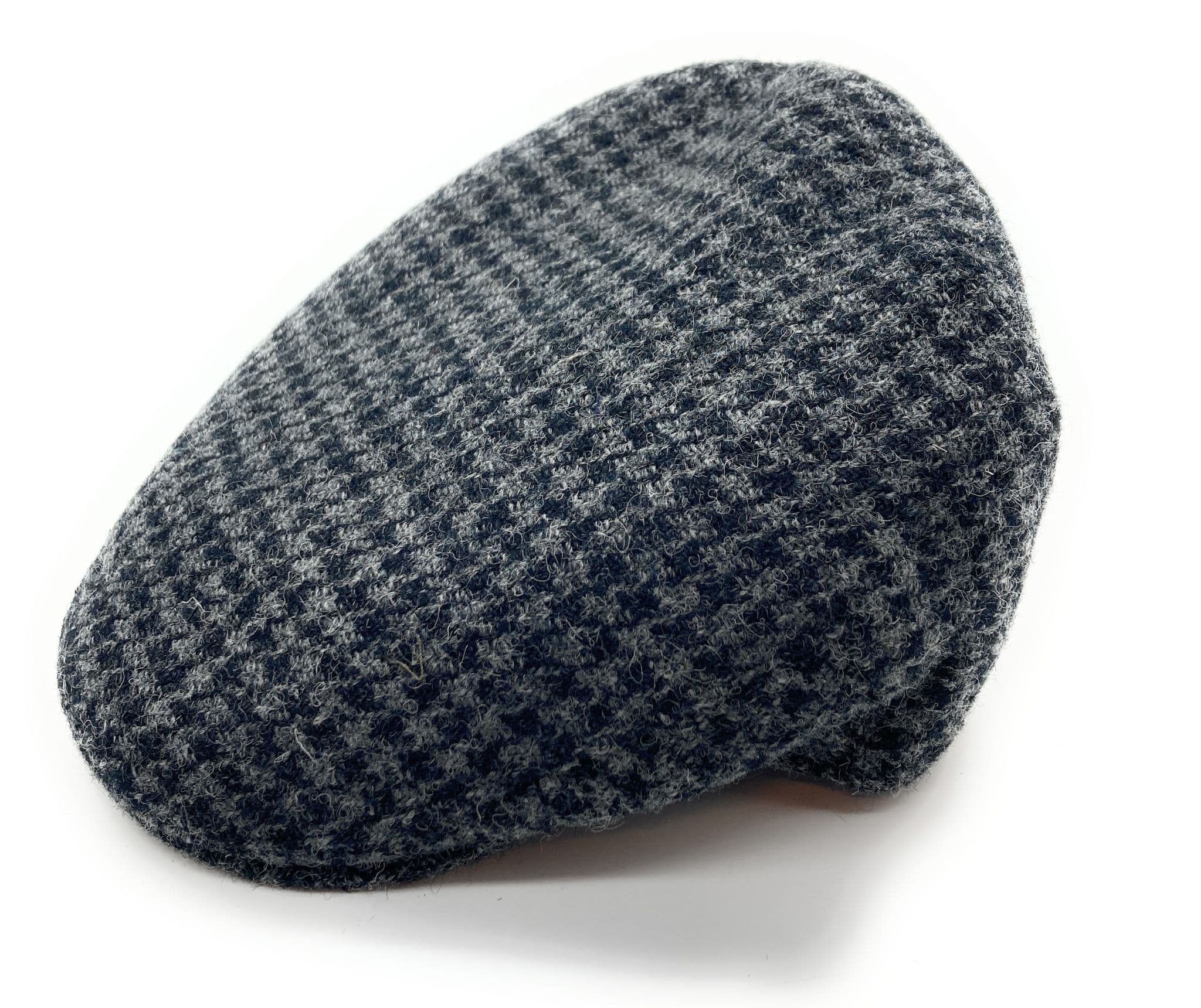 Gents Grey & Black Dogtooth Harris Tweed Flat Cap